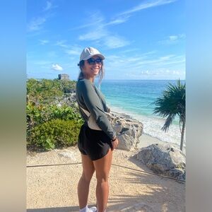 Meet your Posher, Becka